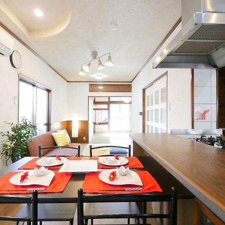 West Crab Base Vila Hiroshima Exterior foto